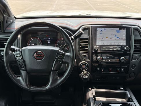 Used 2024 Nissan Titan PRO-4X w/ Pro-4x Convenience Package AWD/4WD image 27