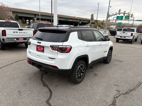 New 2026 Jeep Compass Trailhawk image 5