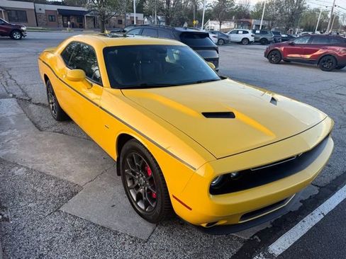 Used 2018 Dodge Challenger GT AWD/4WD image 2