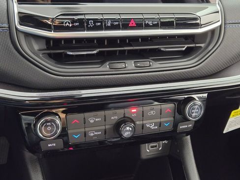 New 2026 Jeep Compass Limited image 22