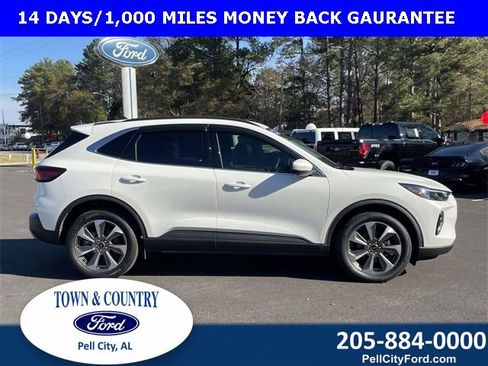 Certified 2023 Ford Escape Platinum image 3