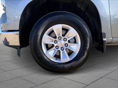 Used 2025 Chevrolet Silverado 1500 LT image 10