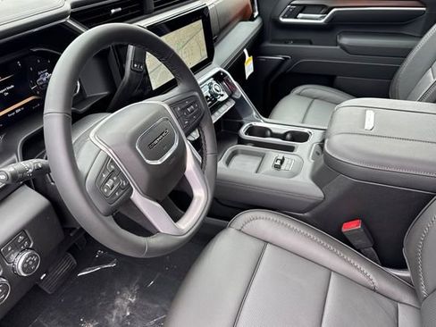 New 2026 GMC Sierra 2500 Denali w/ Denali Reserve Package image 10