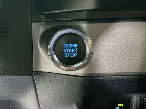 Used 2022 Toyota Tacoma Limited RWD image 20