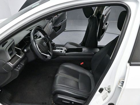 Used 2020 Honda Civic EX-L image 11