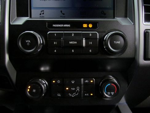 Used 2019 Ford F250 XLT w/ XLT Value Package image 31