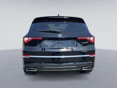 Used 2023 Acura MDX SH-AWD image 4