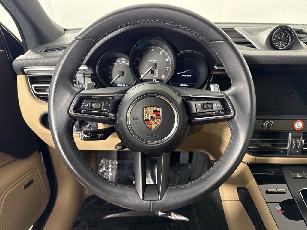 Certified 2023 Porsche Macan w/ Premium Package Plus AWD/4WD image 36