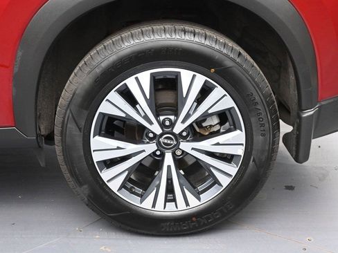 Used 2023 Nissan Rogue SV w/ SV Premium Package AWD/4WD image 13