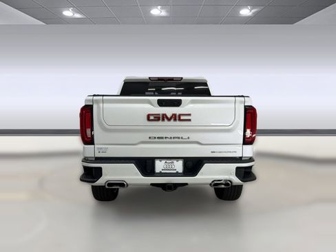 Used 2022 GMC Sierra 1500 Denali AWD/4WD image 9