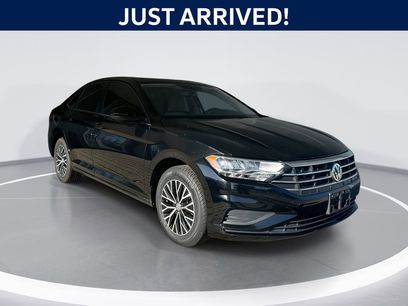 Used 2021 Volkswagen Jetta SE w/ SE Cold Weather Package