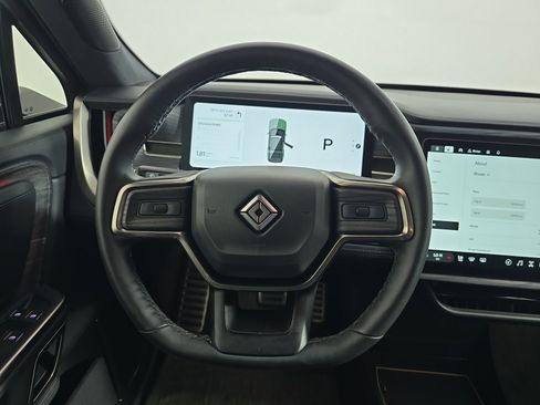 Used 2024 Rivian R1S Adventure AWD/4WD image 28