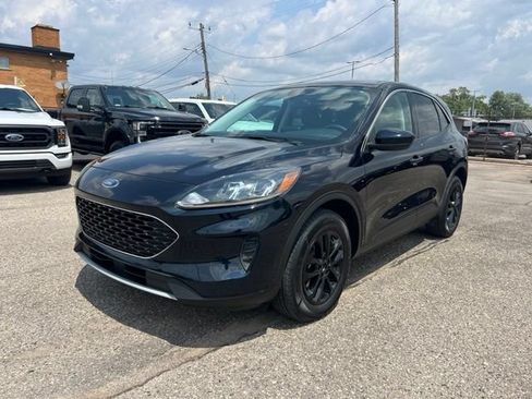 Certified 2021 Ford Escape SE w/ Cold Weather Package AWD/4WD image 26