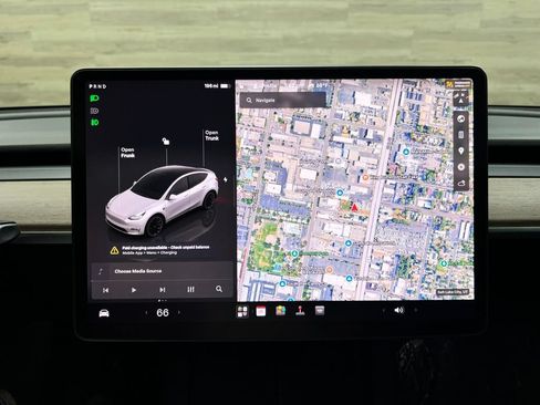Used 2023 Tesla Model Y Long Range AWD/4WD image 21