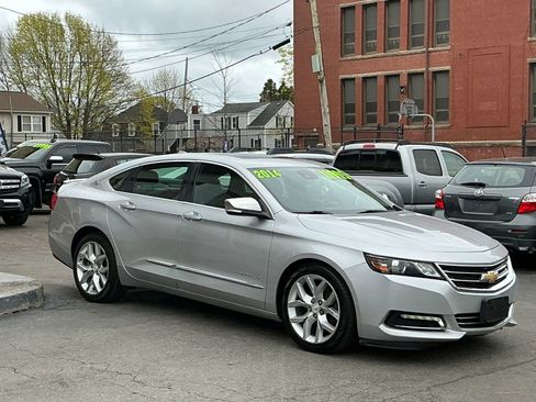Used 2014 Chevrolet Impala LTZ FWD image 3