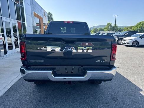 Certified 2026 RAM 2500 Big Horn AWD/4WD image 6