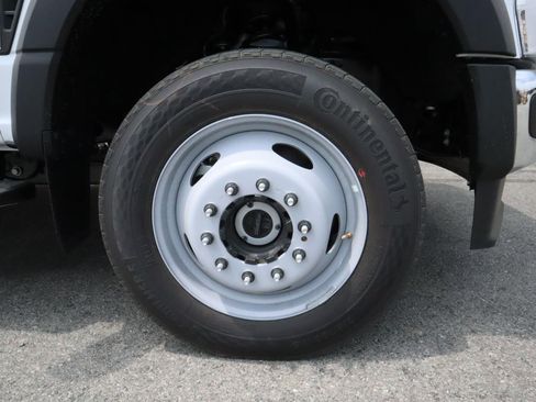 Used 2024 Ford F550 4x4 Regular Cab Super Duty image 25