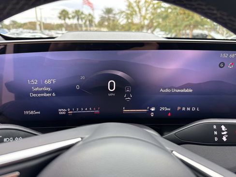 Used 2025 Buick Enclave Preferred image 26