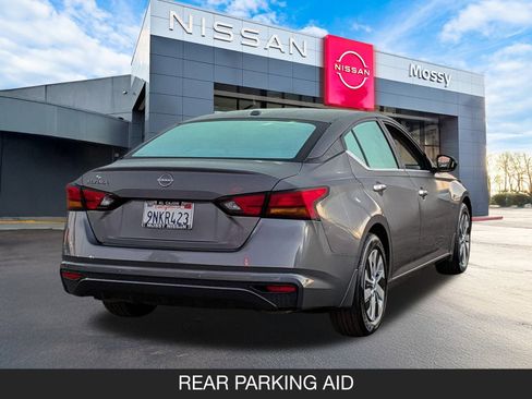 Certified 2025 Nissan Altima 2.5 S image 9