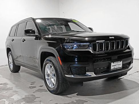 Used 2025 Jeep Grand Cherokee L Laredo AWD/4WD image 35