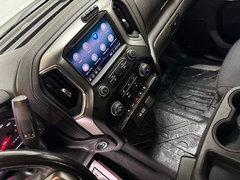 Used 2019 Chevrolet Silverado 1500 LT Trail Boss image 27