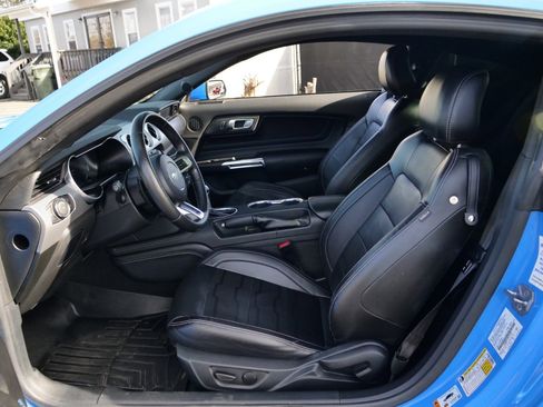 Used 2022 Ford Mustang GT Premium w/ Equipment Group 401A image 31