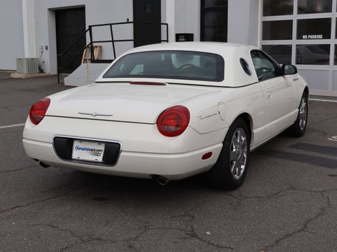 Used 2002 Ford Thunderbird RWD image 10