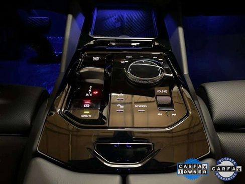 Used 2025 BMW 530i xDrive image 55