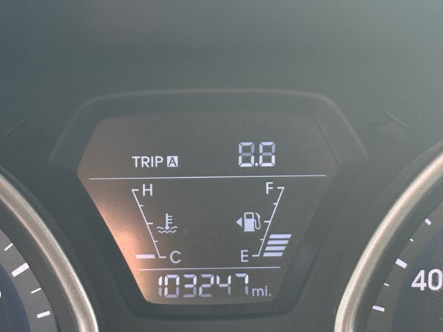 Used 2015 Hyundai Elantra SE FWD image 9
