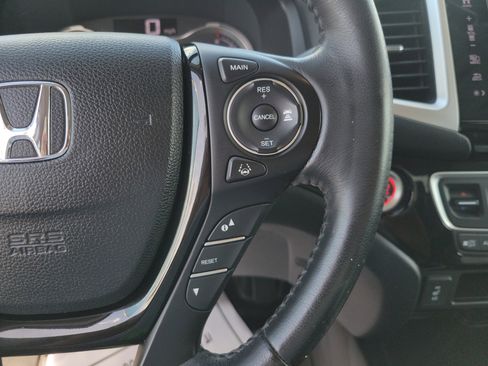 Used 2017 Honda Ridgeline RTL-E image 29