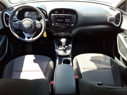 Used 2024 Kia Soul LX w/ Option Group 015 FWD image 9