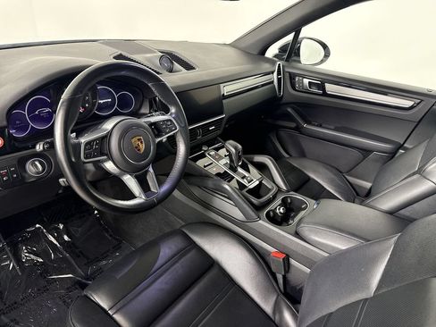 Certified 2023 Porsche Cayenne Platinum Edition AWD/4WD image 4