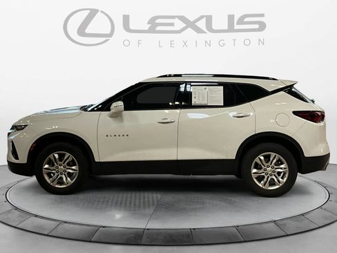 Used 2019 Chevrolet Blazer LT FWD image 2