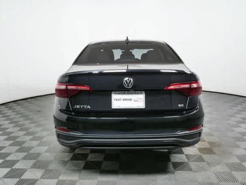 Used 2024 Volkswagen Jetta SE w/ Panoramic Sunroof Package FWD image 29