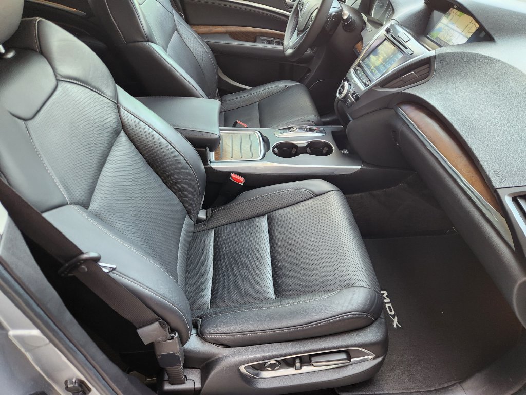 Used 2019 Acura MDX w/ Technology Package AWD/4WD image 14