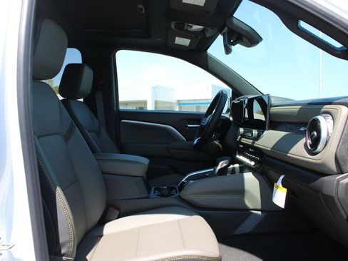 New 2026 Chevrolet Colorado ZR2 AWD/4WD image 28