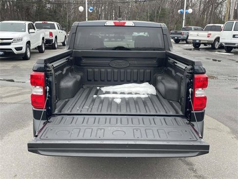 Certified 2022 Ford Maverick XLT w/ XLT Luxury Package image 11