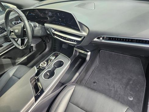 Certified 2025 Cadillac Lyriq Sport image 16