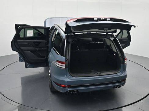 New 2026 Lincoln Aviator 2WD w/ Jet Appearance Package image 45