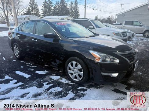 Used 2014 Nissan Altima 2.5 S FWD image 1