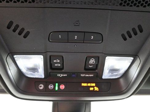 Certified 2024 Cadillac XT5 Premium Luxury w/ LPO, Floor Liner Package AWD/4WD image 31