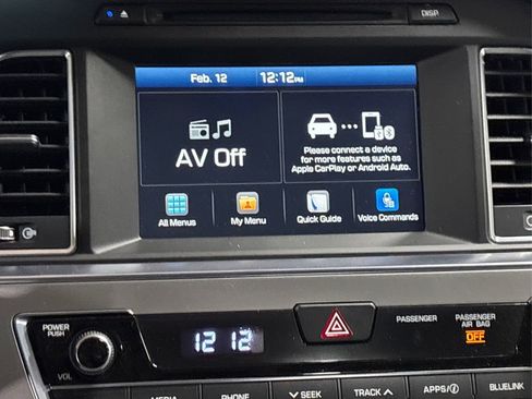 Used 2017 Hyundai Sonata Sport w/ Value Edition Package 02 image 19