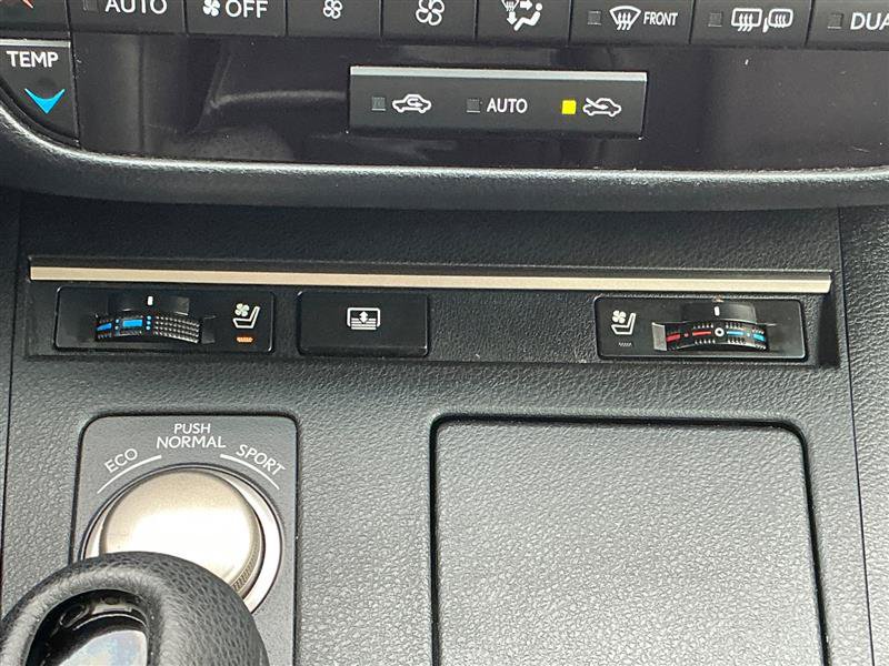 Used 2014 Lexus ES 300h w/ Luxury Package w/Bamboo Trim FWD image 46