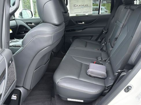New 2026 Lexus LX 700h Luxury AWD/4WD image 11