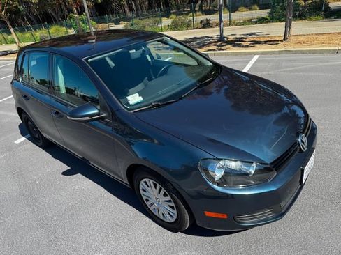 Used 2013 Volkswagen Golf 4-Door FWD image 16