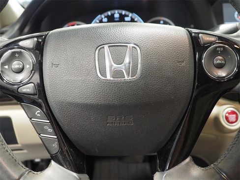 Used 2016 Honda Accord EX-L image 19