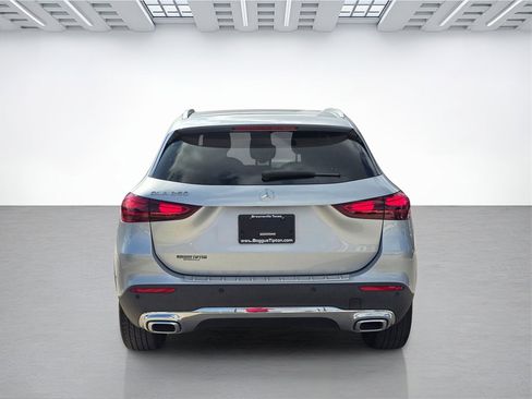 Used 2025 Mercedes-Benz GLA 250 image 4