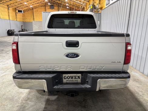 Used 2016 Ford F250 XLT AWD/4WD image 8