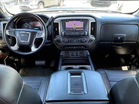 Used 2017 GMC Sierra 2500 Denali w/ Duramax Plus Package image 15