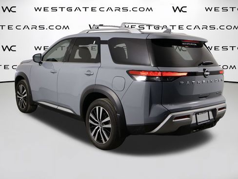 Used 2025 Nissan Pathfinder Platinum w/ Cargo Package AWD/4WD image 42